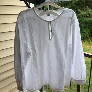 Old navy white top